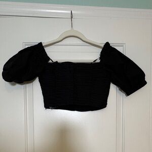 NWOT🚨L'Academie Black Puff Sleeve Ruched Crop Top